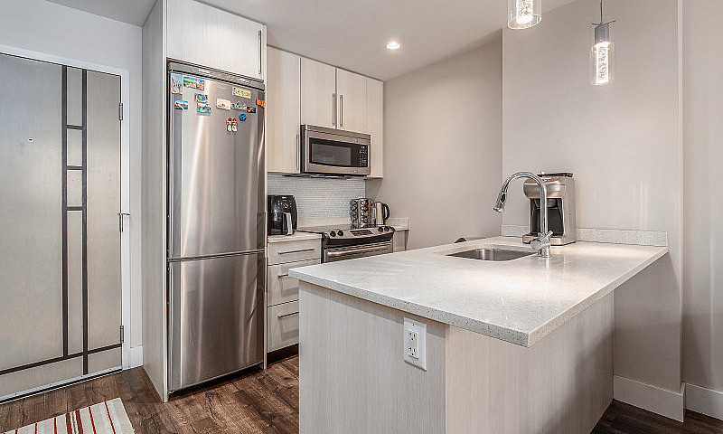 Bright & Modern 1Bd/...