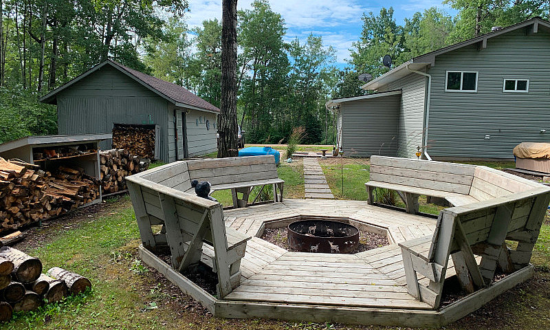 Emma Lake Area Cabin...