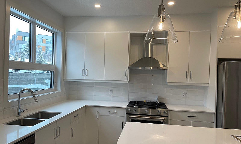 Brand New Home In Sw...