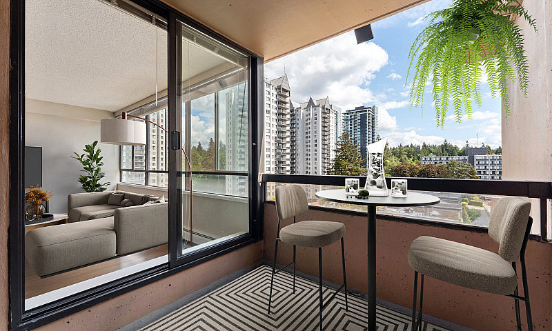 Sub-Penthouse In The...