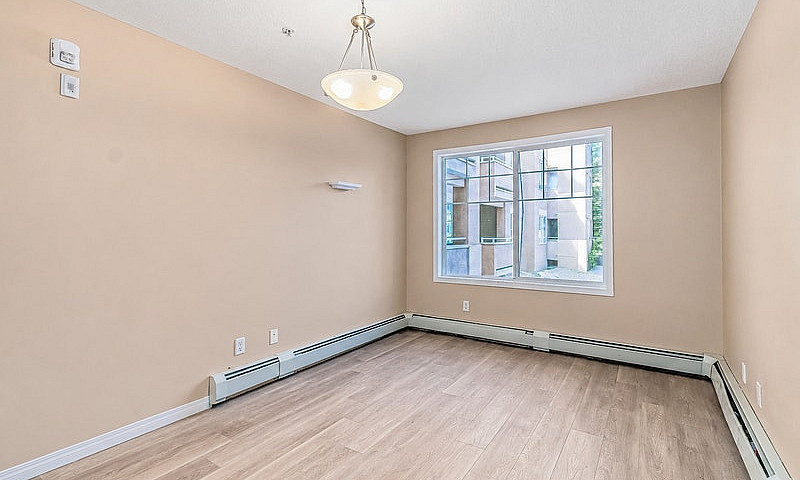2 Bed 2 Bath + Den C...