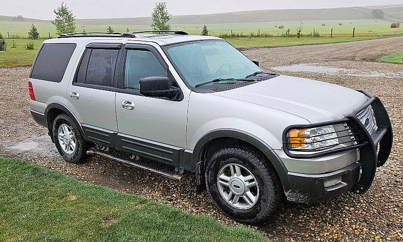 2004 Ford Expedition...