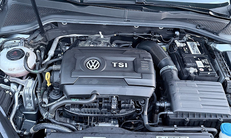  Volkswagen Golf Gti...