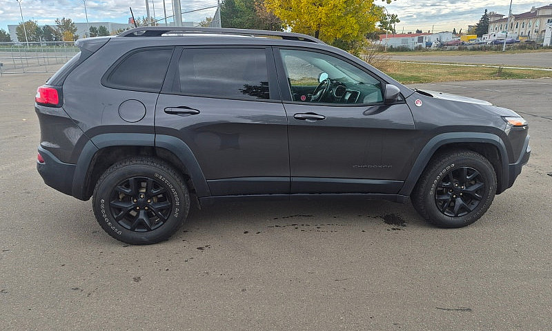 2016 Jeep Cherokee T...