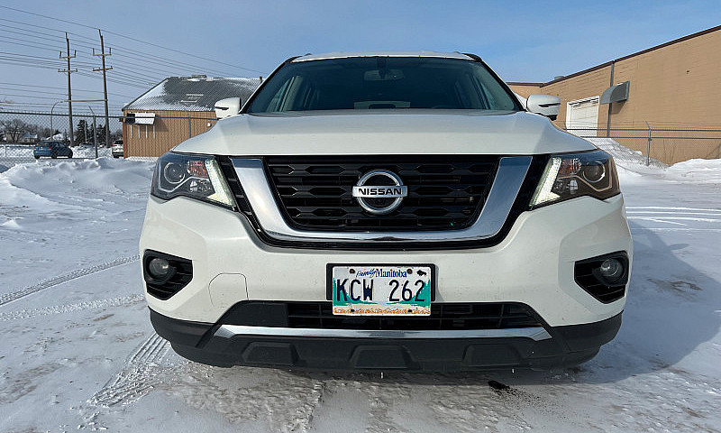 2017 Nissan Pathfind...