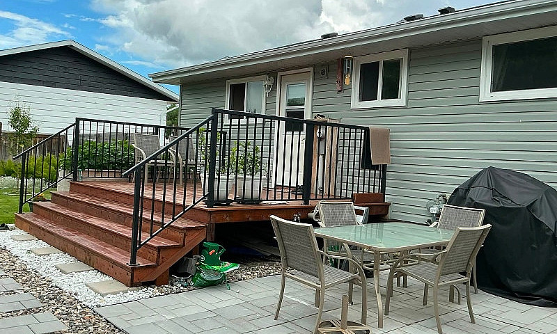 House For Sale In Bi...