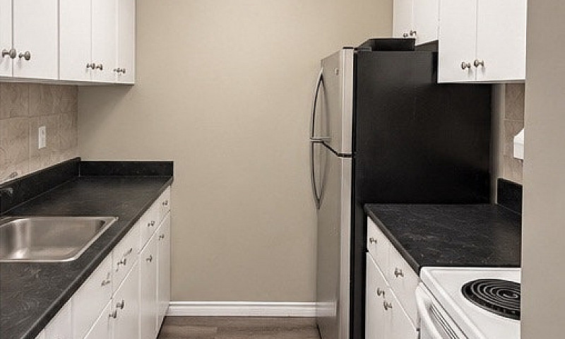 Mainstreet Apartment...