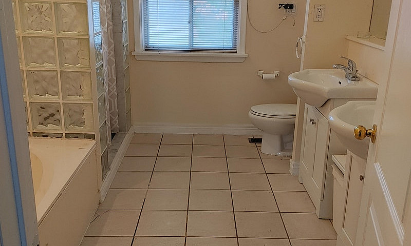 2-Bed Bungalow @Yong...