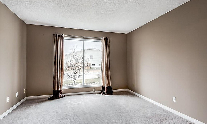 Spacious 3-Bedroom T...