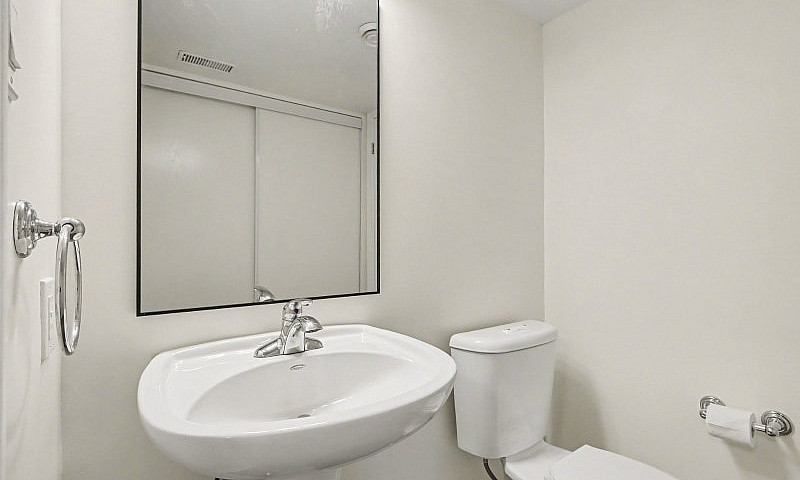 2-Bedroom + Den / Un...