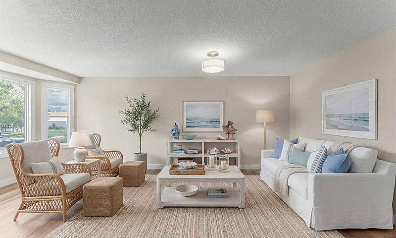Detached Home With L...
