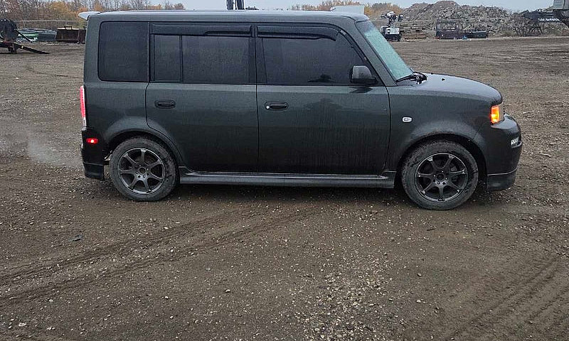04 Scion Xb...