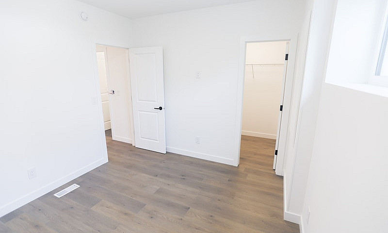 **3Bed 2.5Bath Duple...