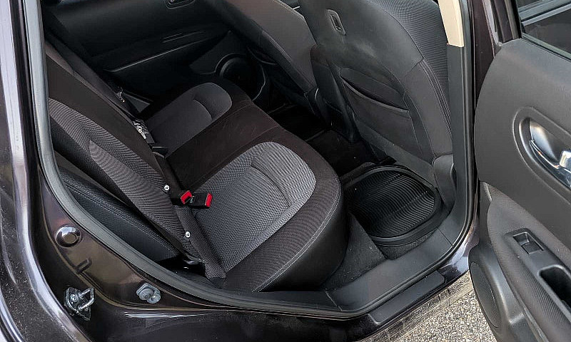 Nissan Rogue ...