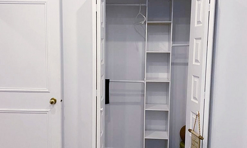 Ideal Location 2 Bed...