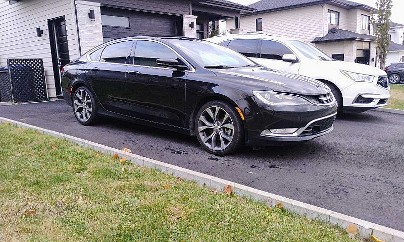 Chrysler 200C 4Wd...