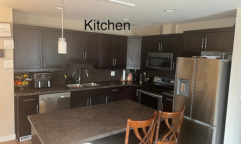 Townhouse For Rent 4...