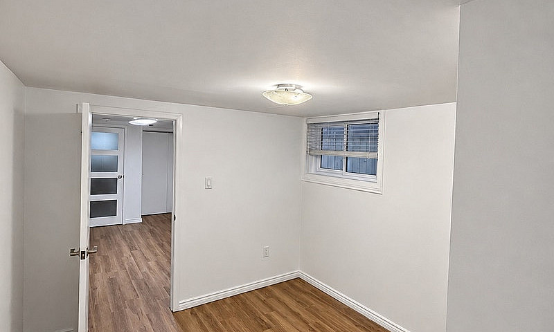 Updated 1-Bedroom Ba...
