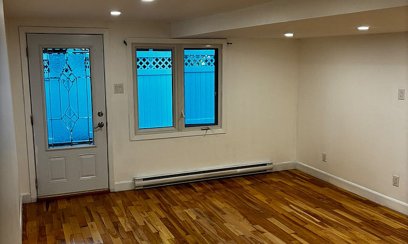 House For Rent- 3 Be...