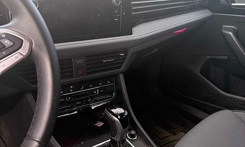 2025 Volkswagen Jett...
