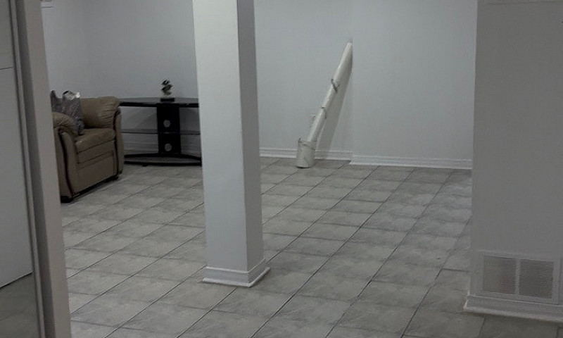 2 Bedroom Basement N...