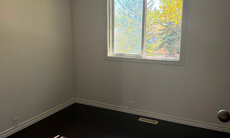 3 Bedroom Townhouse ...
