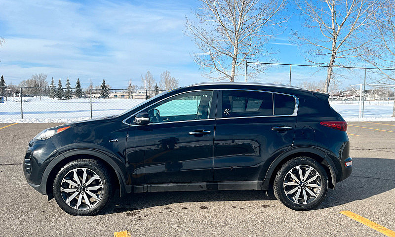 Awd, 2017 Kia Sporta...