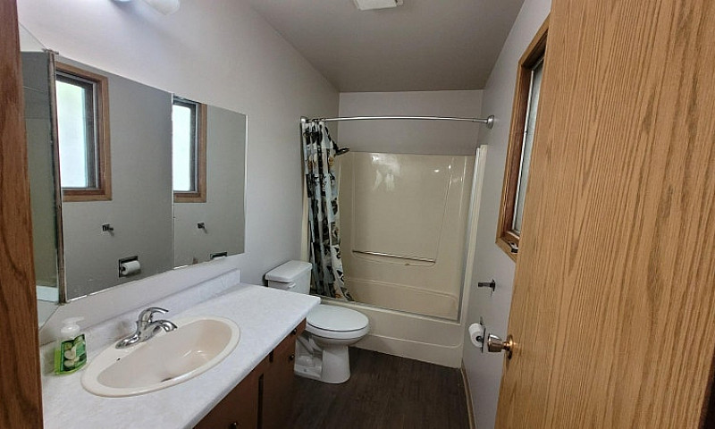 4 Bedroom, 2 Bath Ho...
