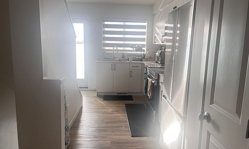 Townhouse For Rent ...