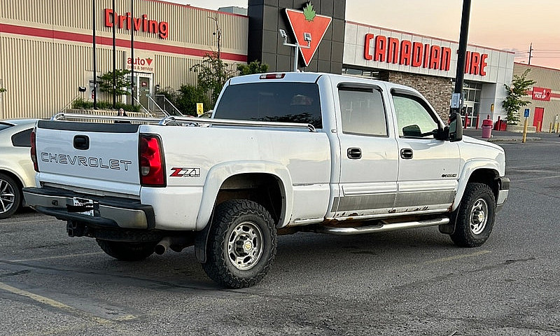 2005 Chevy Silverado...