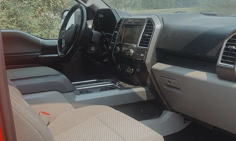 2015 Ford F150 Xlt...