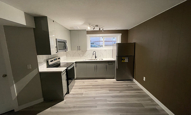 2 Bedroom Basement F...