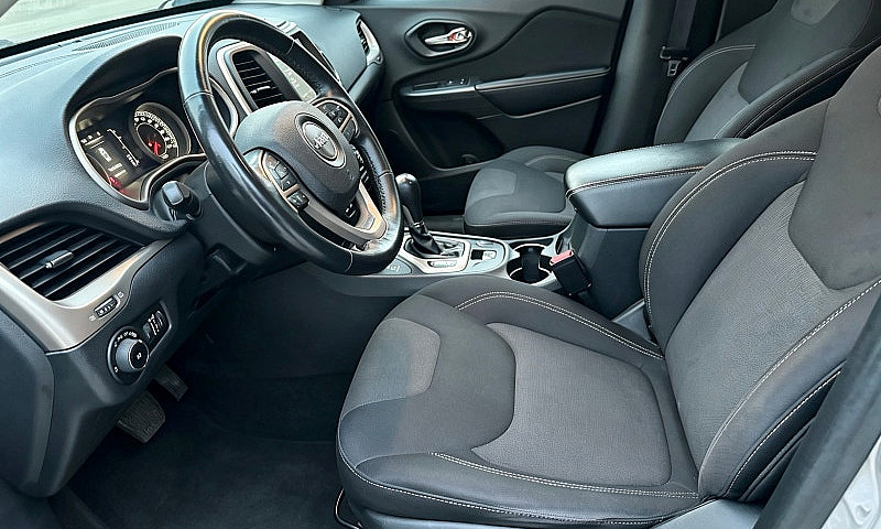 2015 Jeep Cherokee...