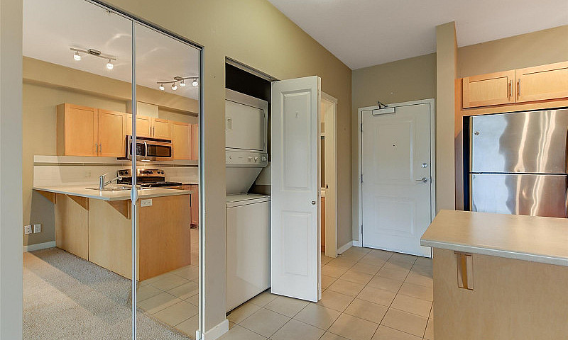 Spacious 1 Bedroom C...