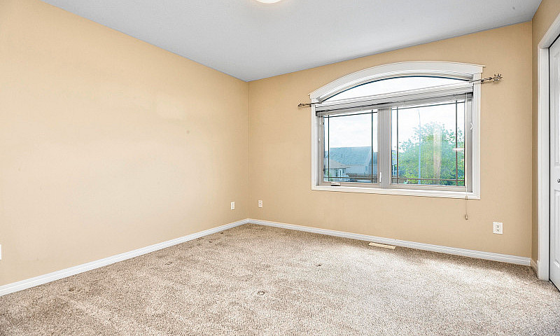 Immaculate 4 Bedroom...