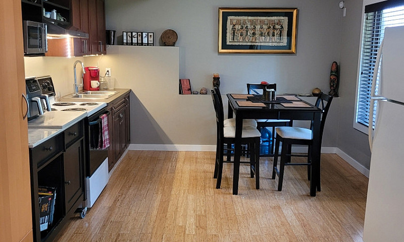 Beautiful 2 Bedroom ...