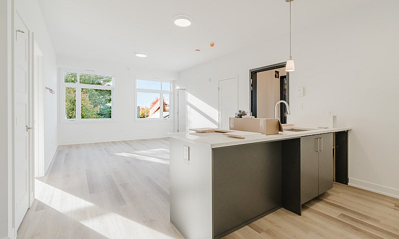Brand-New 1 Bed | 77...