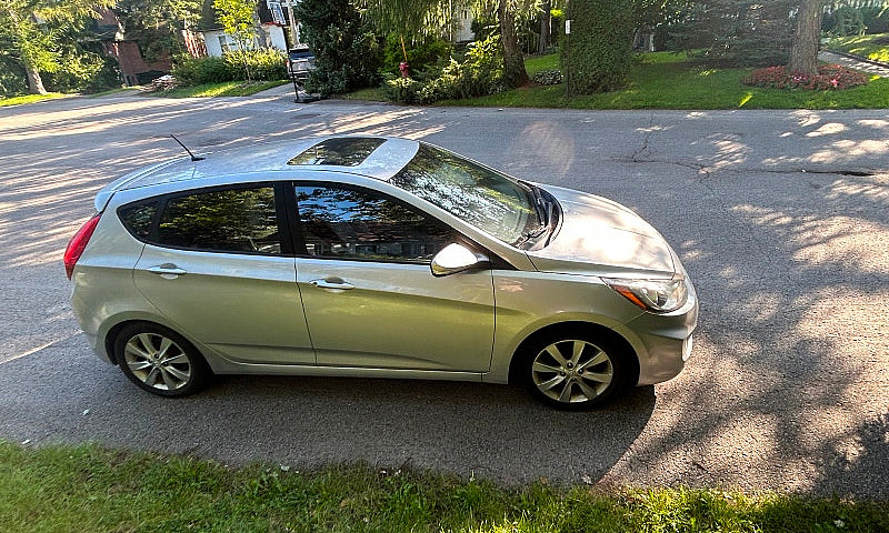 Hyundai Accent 128 8...