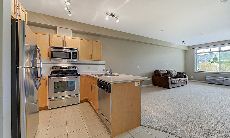Spacious 1 Bedroom C...