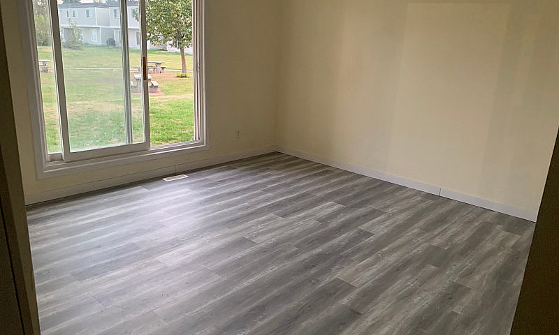 3 Beds 1.5 Baths - T...