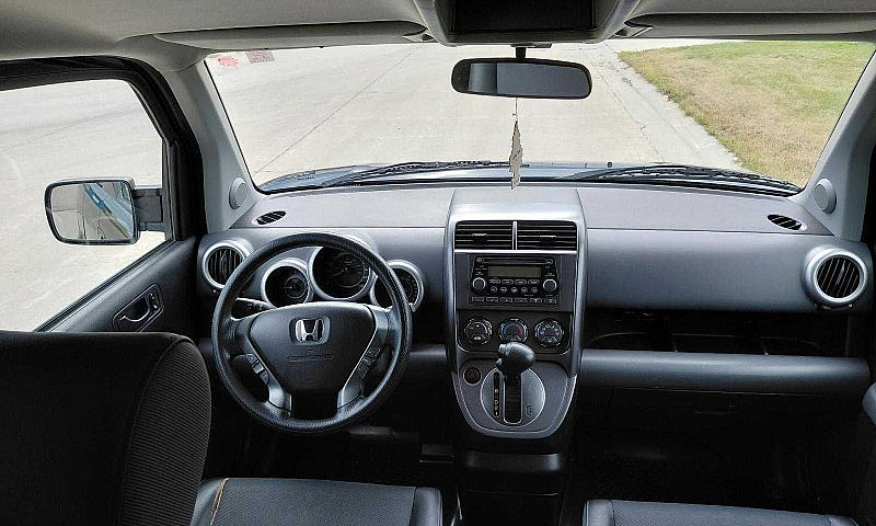 2006 Honda Element...