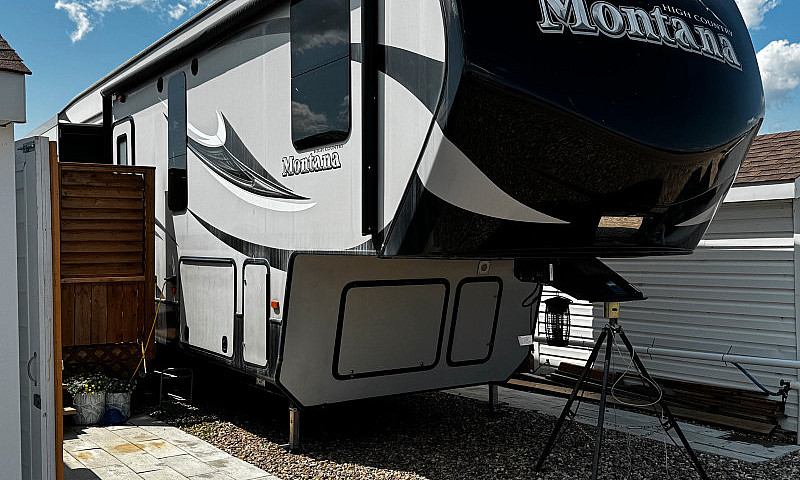 King Arthur Rv Resor...