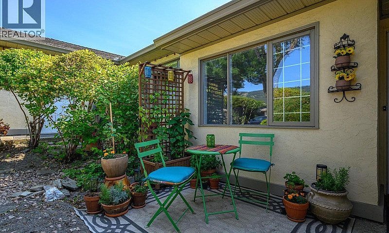 55+ Rancher Town Hom...