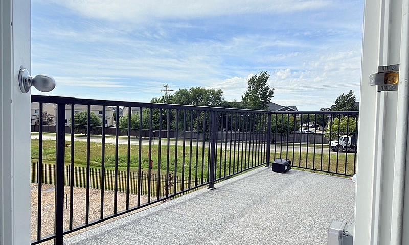 2 Bed 2.5 Bath Townh...
