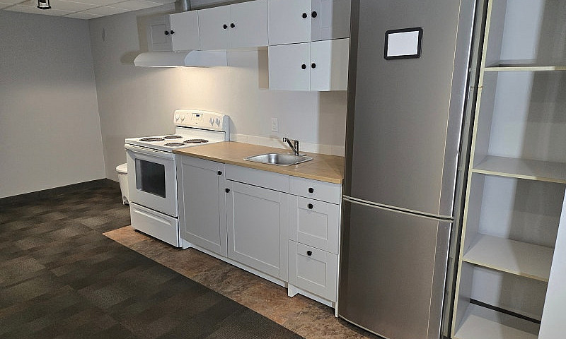 2 Bedroom Basement +...