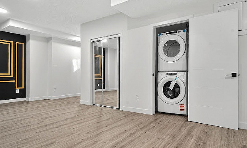 Gorgeous 2 Bed 1 Bat...