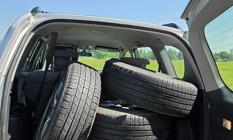 2006 Toyota Rav4 One...