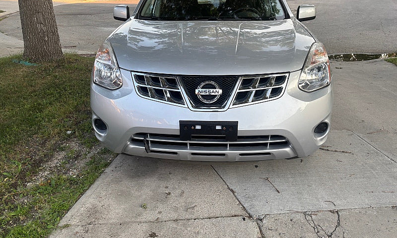 2011 Nissan Rouge Aw...