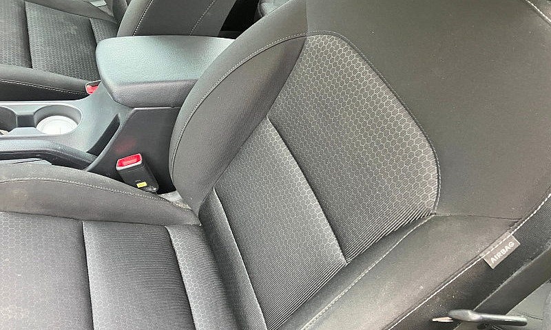 2017  Hyundai Elantr...