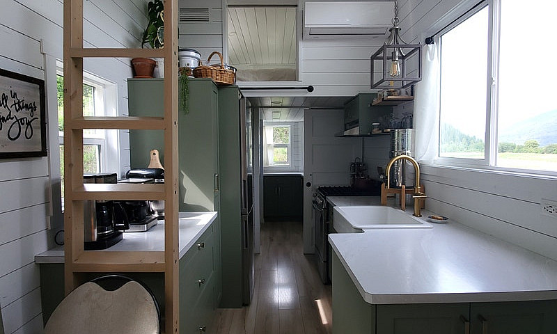 Luxury Tiny Home | R...